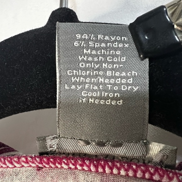 Ann Taylor Sleevless Damask-like Pattern in Pinks and Taupe, Peek-a-Boo Neck L - Picture 5 of 8